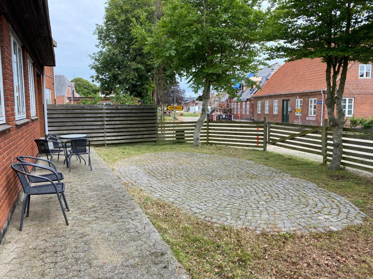 Studio Apartment In The Heart Of Højer Екстериор снимка