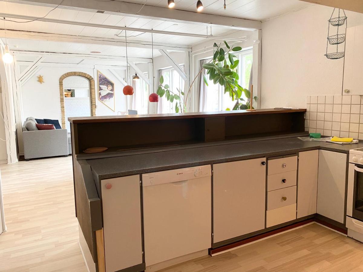Studio Apartment In The Heart Of Højer Екстериор снимка